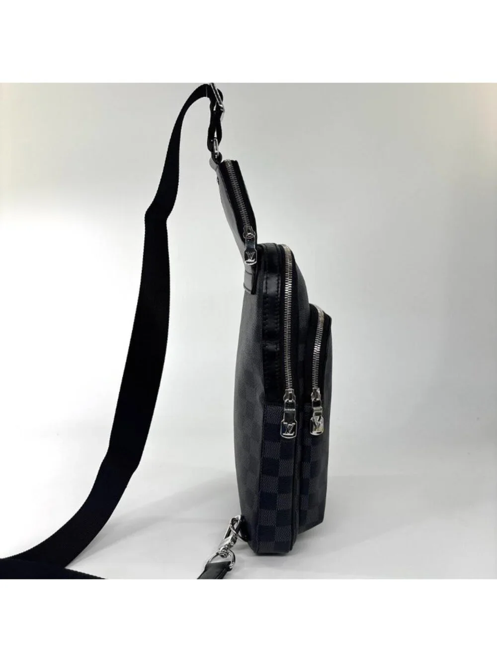 Louis Vuitton Damier Graphite Avenue Sling